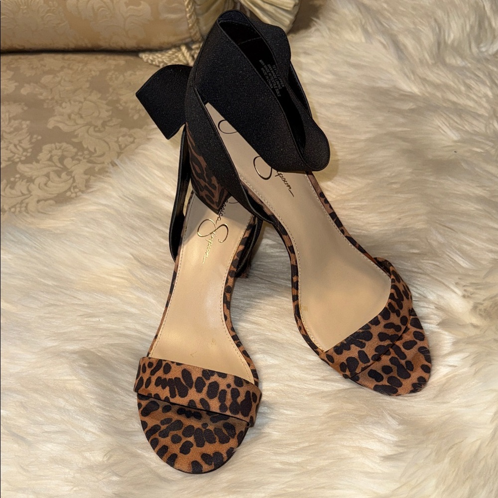 Jessica Simpson Brand New Leopard Print Ankle Strap Heels Women Size 11
